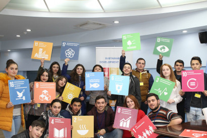 Վանաձորի N11 ավագ դպրոցի աշակերտների այցը ՄԱԿ-ի Հայաստանյան գրասենյակ