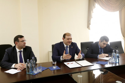 21.02.18թ. Քաղաքապետը հանդիպել է Հայաստանում Քուվեյթի արտակարգ և լիազոր դեսպանի հետ