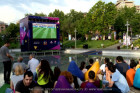 Ֆուտբոլի աշխարհի առաջնության հանդիպումները հեռարձակվում են նաև Կարապի լճում տեղակայված մեծ էկրանից