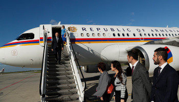 Никол Пашинян прибыл в Прагу