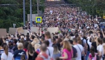 Протесты в Белграде: призвали к отставке Вучича
