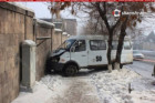 Ռուբինյանց փողոցում երթուղայինը բախվել է պատին. 6 անձ տեղափոխվել է հիվանդանոց Նյութի աղբյուրը` http://yn.am/?yerevan&p=74017&l=am