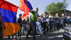 Протестующие перекрыли центральные улицы и дороги в Ереване. РИА Новости