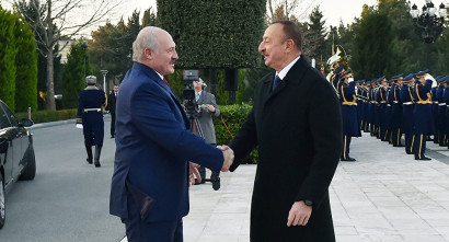 Членство Беларуси в ОДКБ и оружейный экспорт в Азербайджан: одно другому не мешает…