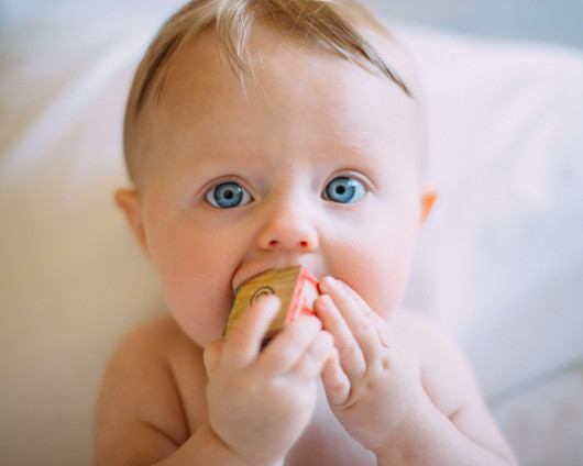 Ո՞ ր մանկական սնունդն է լավագույնը փոքրիկների համար