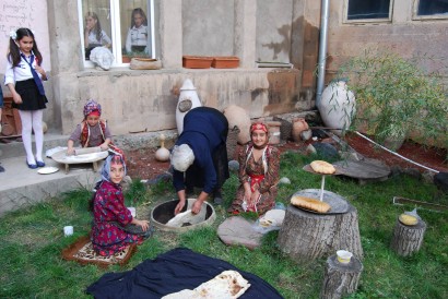 ՙԵՍ ՄՇԵՑՈՒ ՄԱՆՉ ԵՄ՚