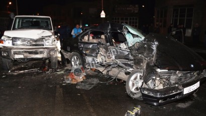 Խոշոր ու ողբերգական ավտովթար Երևանում. Չարենցի փողոցում բախվել են «BMW»-ն ու «Toyota»-ն, կա 1 զոհ, 3 վիրավոր. Ոստիկանները, փրկարարներն ու բժիշկները գործել են օպերատիվ…